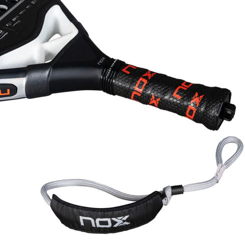 Pala Nox AT10 Pro Cup Hard 2025 Agustín Tapia